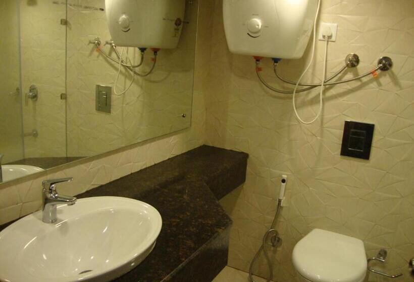 スーペリアールーム, Hamers International