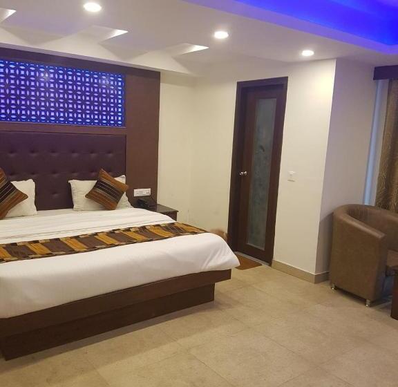 スーペリアールーム, Hamers International