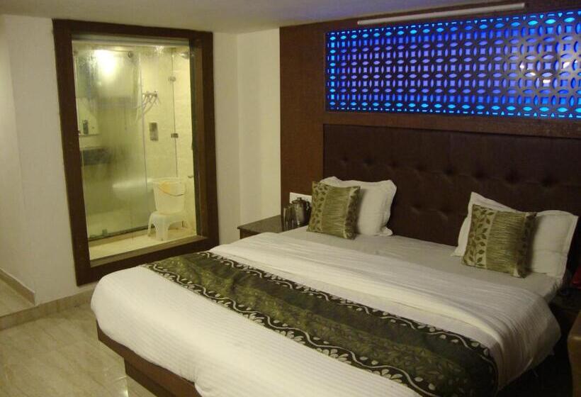 スーペリアールーム, Hamers International