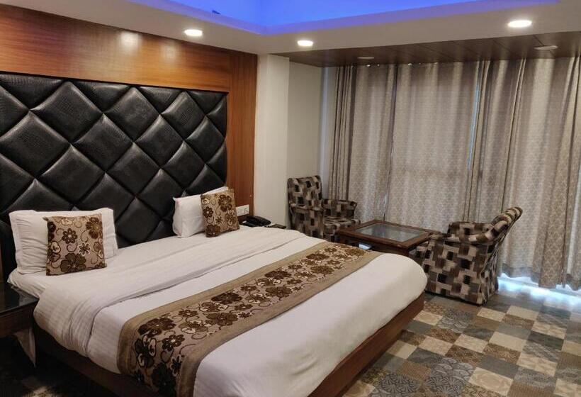 スーペリアールーム, Hamers International