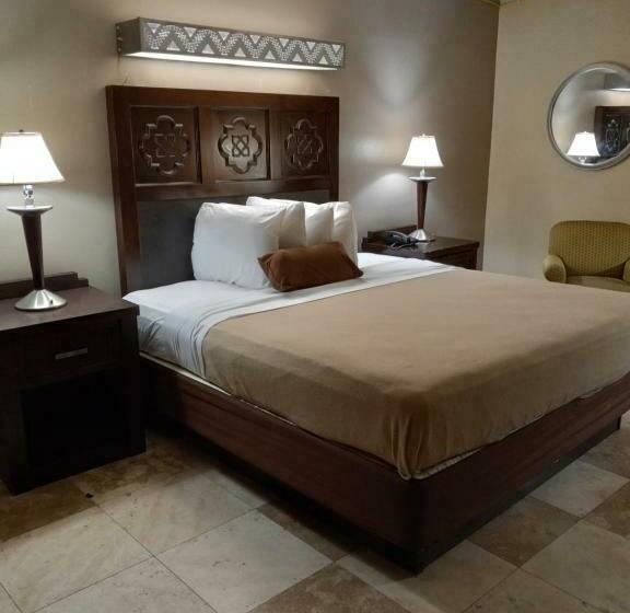 غرفة قياسية سرير كينج, Rodeway Inn