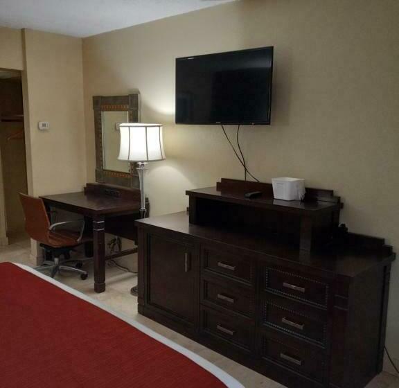 חדר סטנדרט עם מיטת קינג, Rodeway Inn