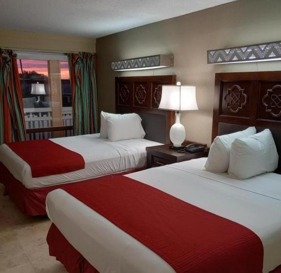 غرفة ديلوكس, Rodeway Inn