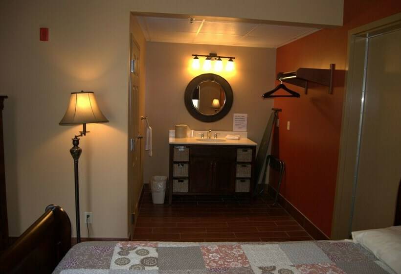 חדר סטנדרט, Put In Bay Victory Station