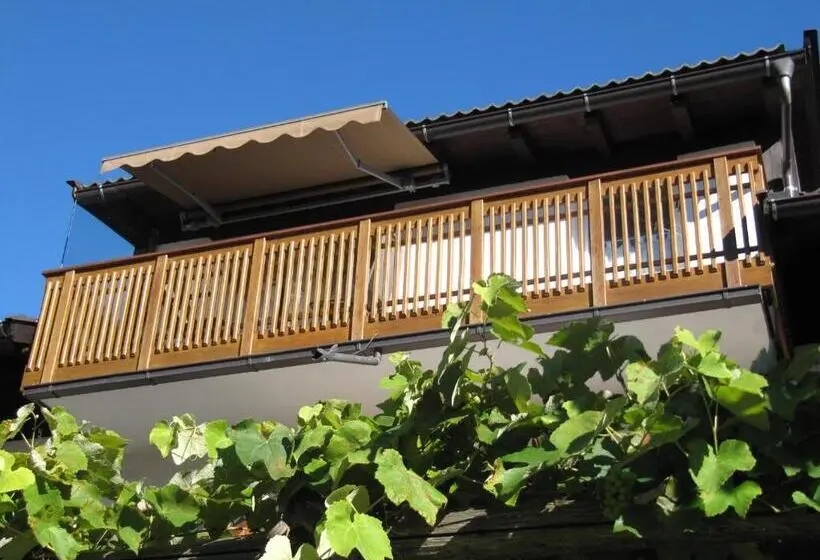 庭の見える１ベッドルームアパートメント, & Residence Rebhof