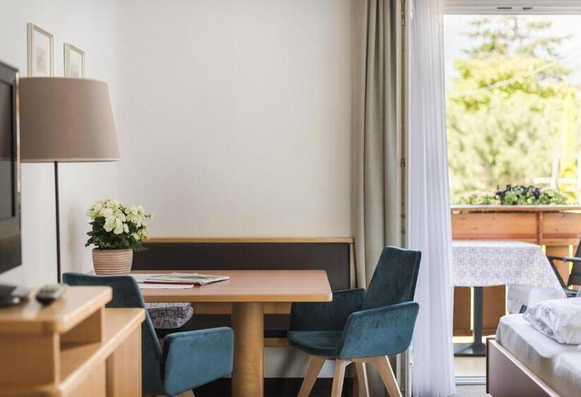 Номер Стандарт Вид на Сад, & Residence Rebhof