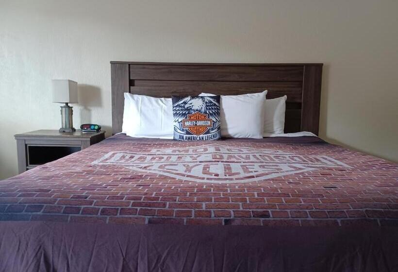 חדר פרמיום, Oakland Motel