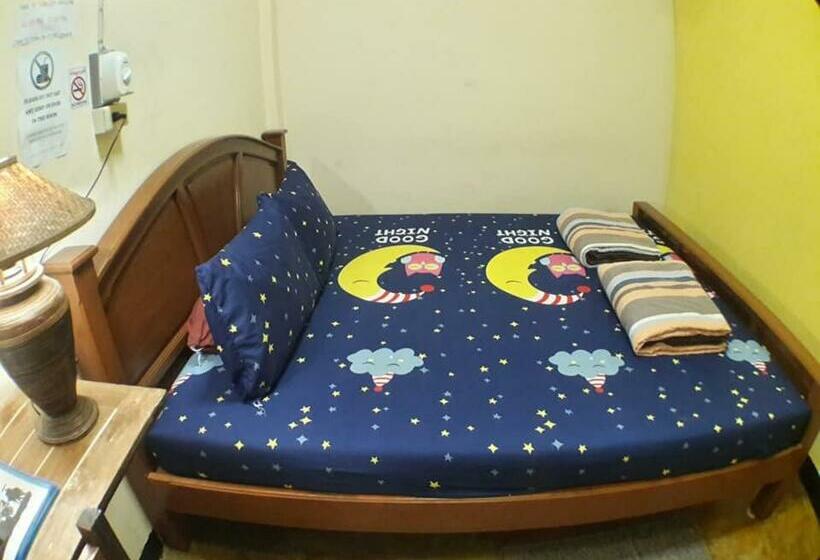 Номер Стандарт Совместная Ванная, Muster House