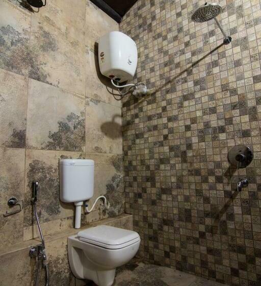 בקתה, Aranyak Resort