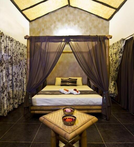 בקתה, Aranyak Resort