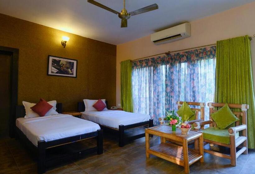 בקתה, Aranyak Resort