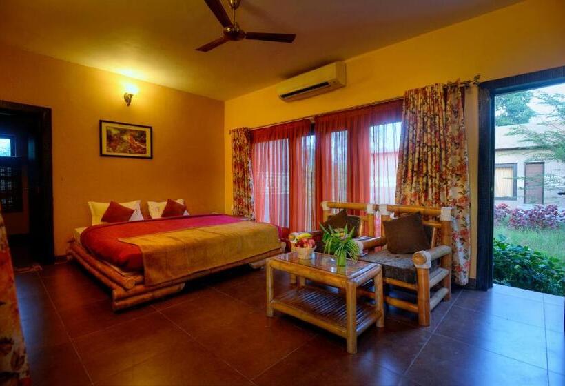 בקתה, Aranyak Resort