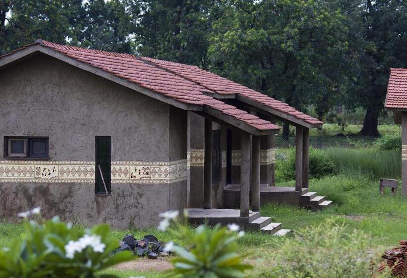 בקתה, Aranyak Resort