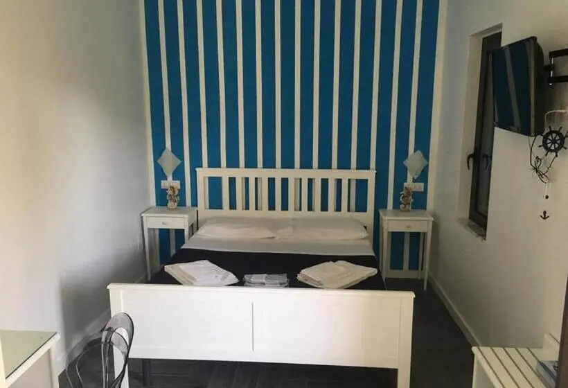 スタンダードインサイドビュールーム, B&b A Casa Di Picci