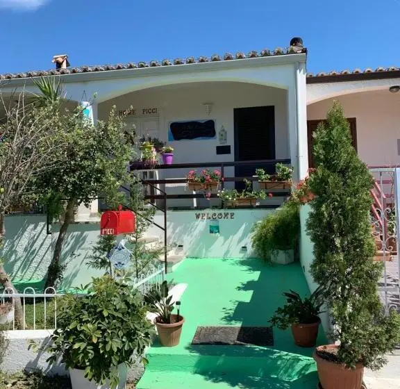 オーシャンビュースタンダードルーム, B&b A Casa Di Picci