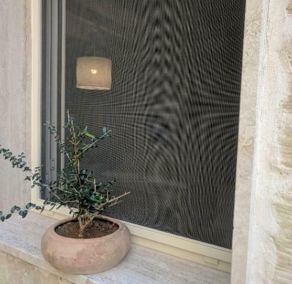 غرفة قياسية ثلاثية, B&b La Casetta