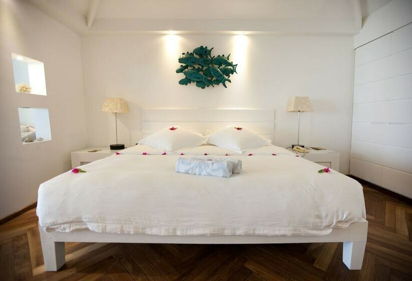 بانگلوی استاندارد, Diamonds Thudufushi Maldives Resort & Spa