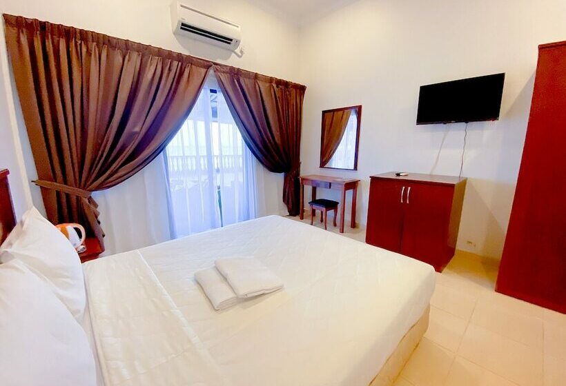 Трехместный Номер Superior, Capital O 91094 Hotel & Chalet Sportfishing