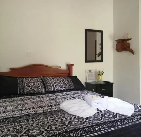 اتاق لوکس با بالکن, Dulce Campestre