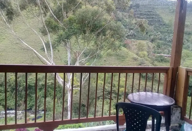 اتاق لوکس با بالکن, Dulce Campestre