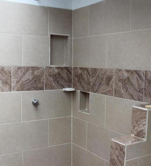 패밀리 룸, Europa Ecotours