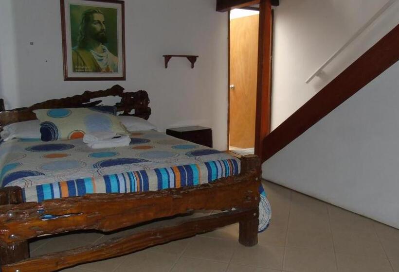 패밀리 룸, Europa Ecotours