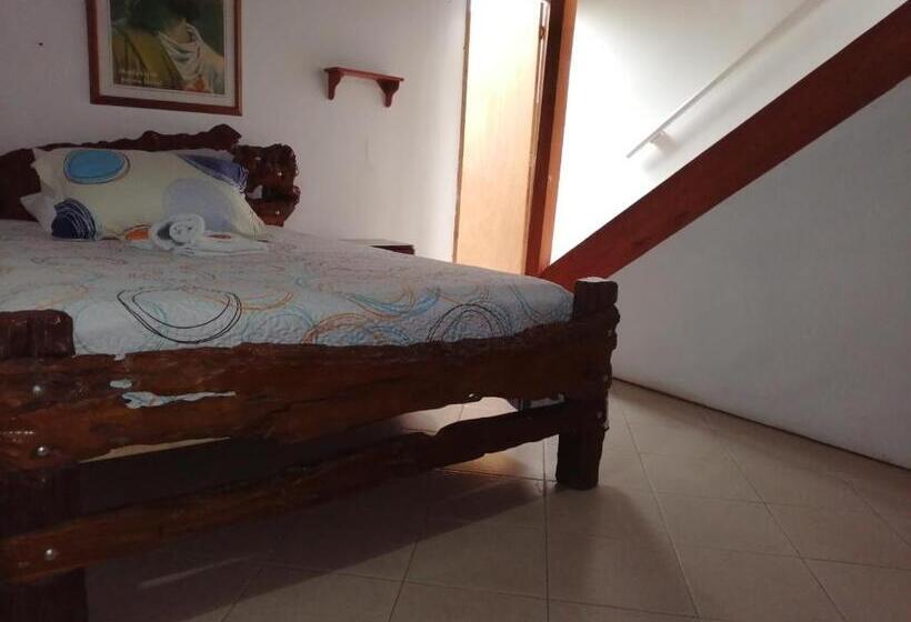 패밀리 룸, Europa Ecotours