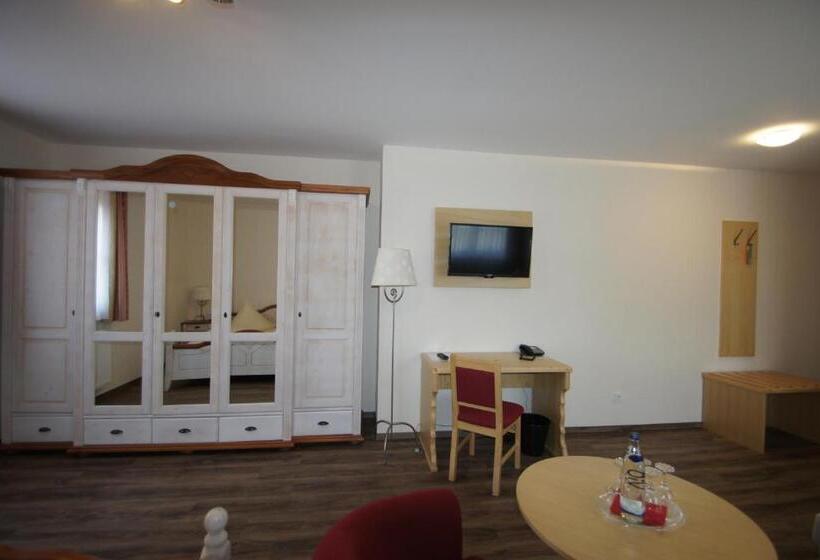 ガーデンビューファミリールーム, Gasthof Schönau