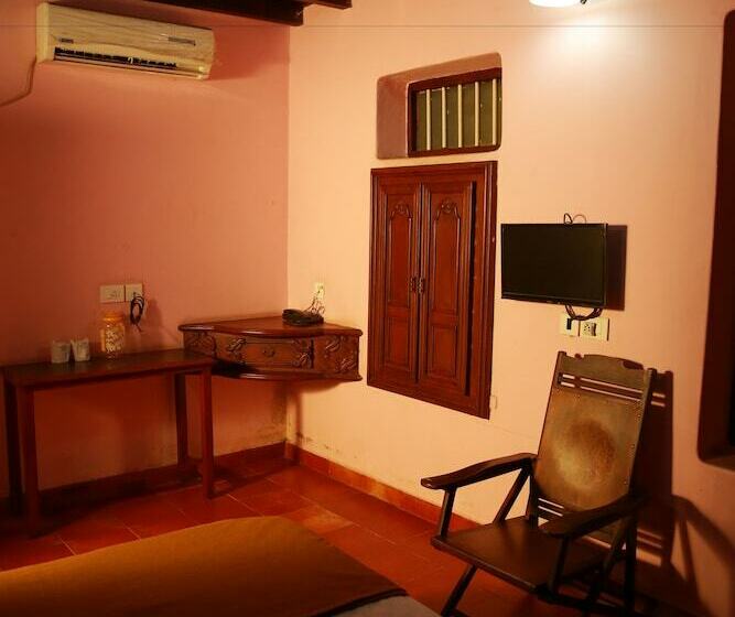 Deluxe-huone, Gurukripa Heritage