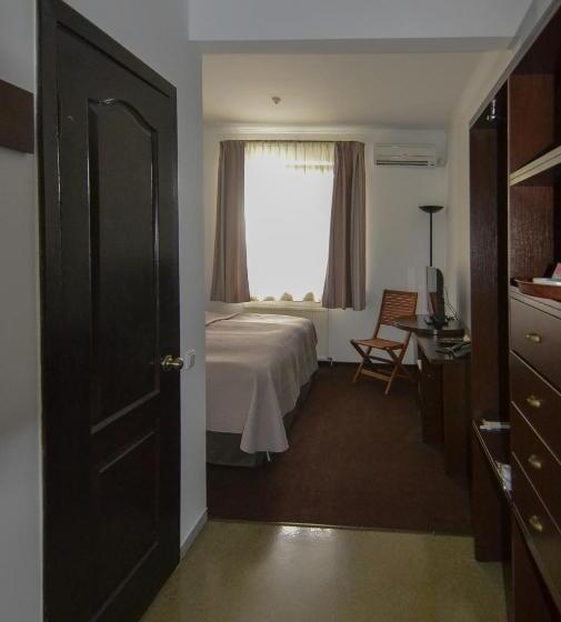 标准间, Knyazha Hora