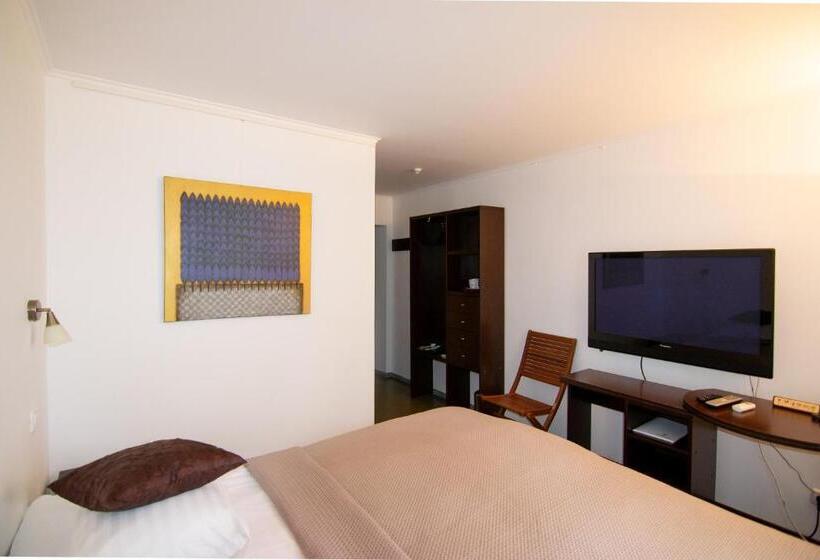 标准间, Knyazha Hora