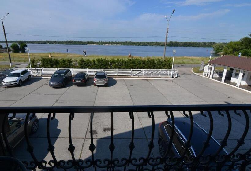 全景套房, Knyazha Hora