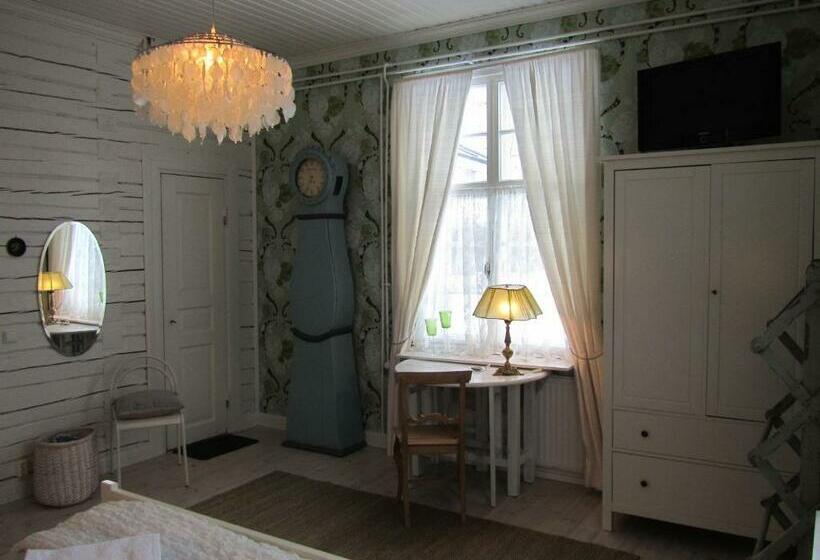 غرفة قياسية, Li Huiskankorpi Boutique