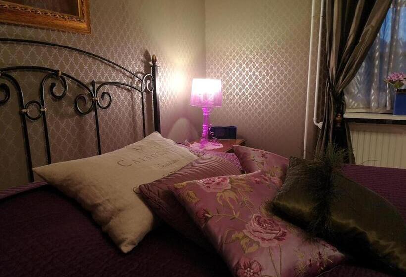 غرفة قياسية, Li Huiskankorpi Boutique