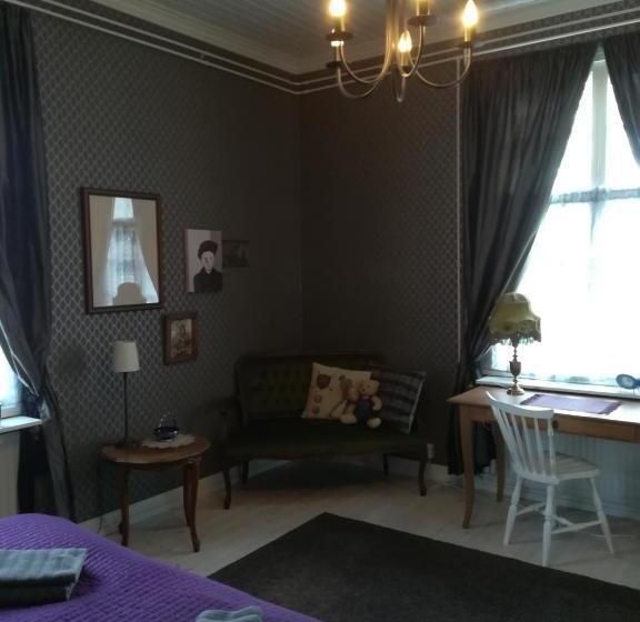 غرفة قياسية, Li Huiskankorpi Boutique