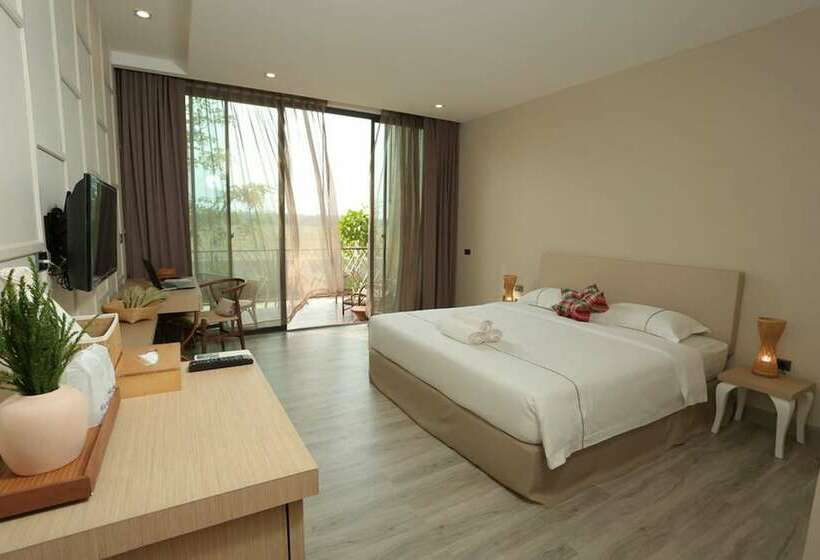 带阳台的高级房间, Navela Hotel & Convention