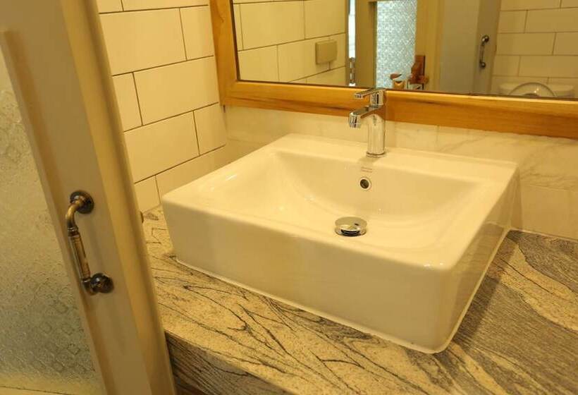 带阳台套房, Navela Hotel & Convention