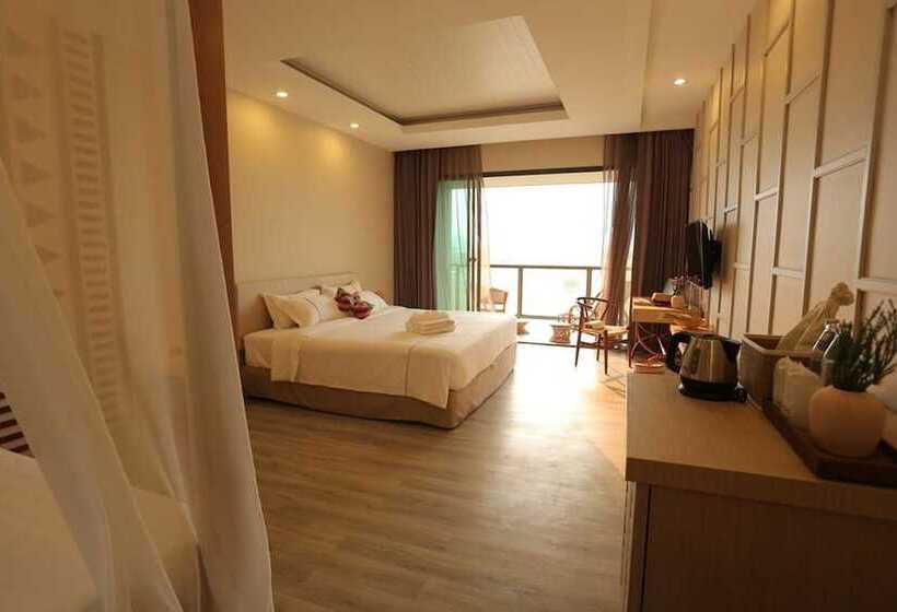 带阳台套房, Navela Hotel & Convention