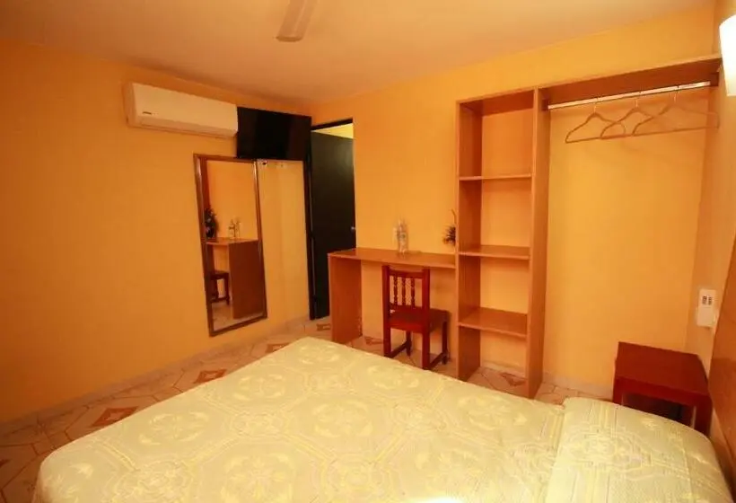 Standard-huone, Puuc