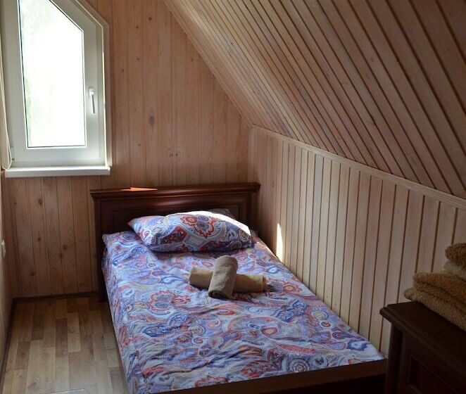 اتاق استاندارد, Rodeo Park