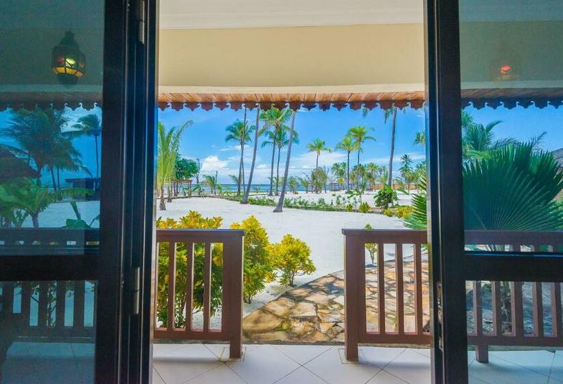 スタンダードバンガロー, The Sands Beach Resort