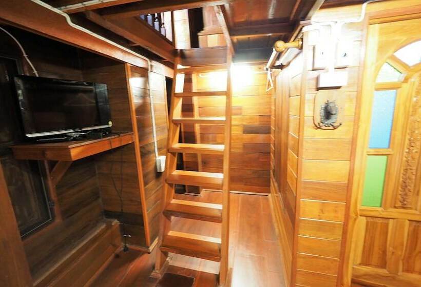 بنجلو قياسى, Klong Suan Plue Resort