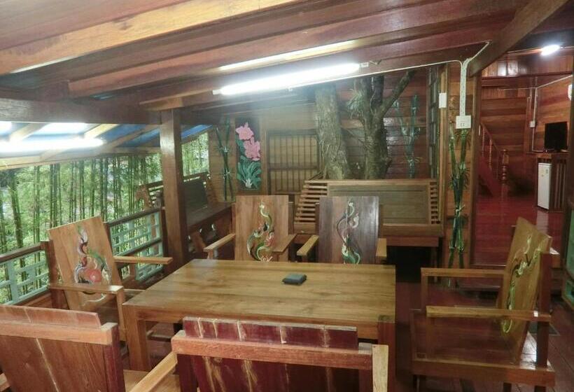 بنجلو سوبيريور, Klong Suan Plue Resort