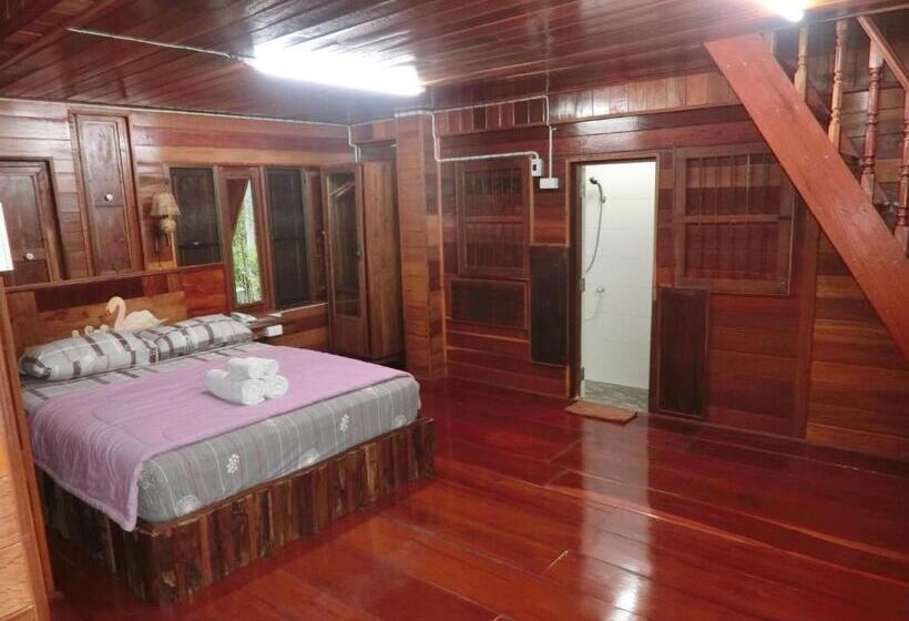 بنجلو سوبيريور, Klong Suan Plue Resort