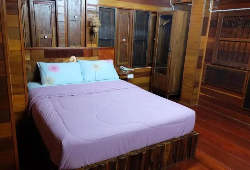デラックスバンガロー, Klong Suan Plue Resort