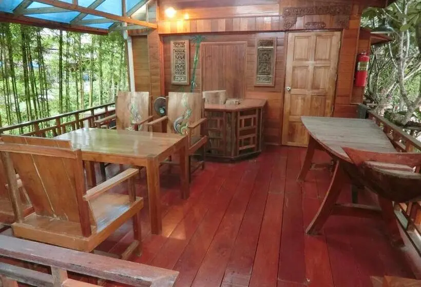 デラックスバンガロー, Klong Suan Plue Resort
