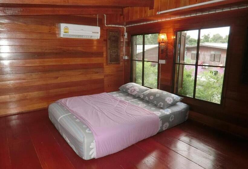 بنجلو ديلوكس, Klong Suan Plue Resort