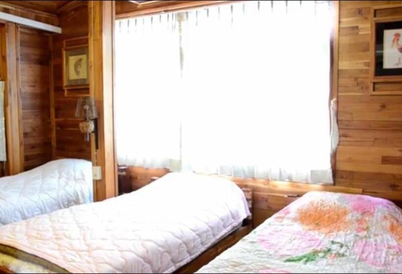 标准三人间, Klong Suan Plue Resort