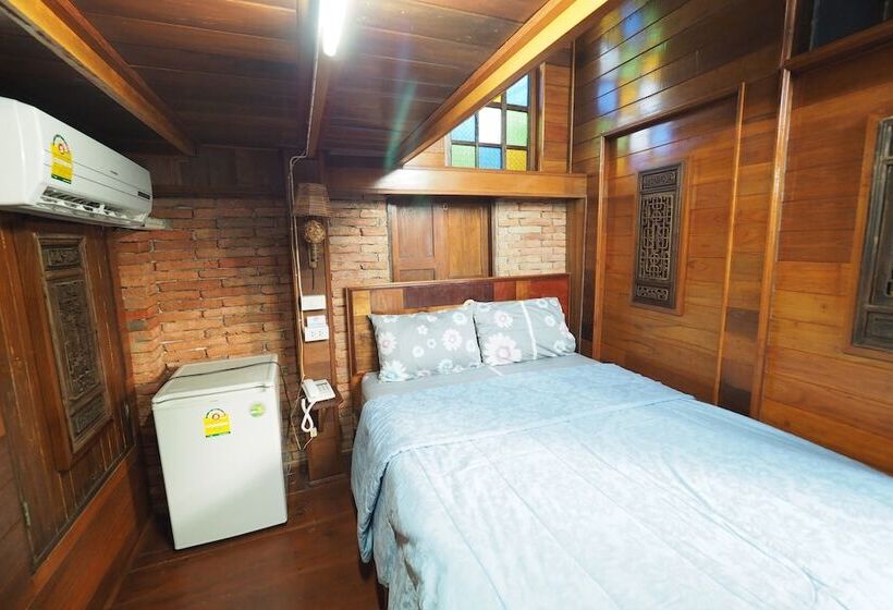 بنجلو قياسى, Klong Suan Plue Resort