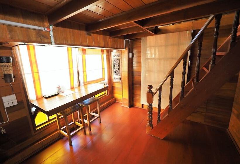 بنجلو سوبيريور, Klong Suan Plue Resort